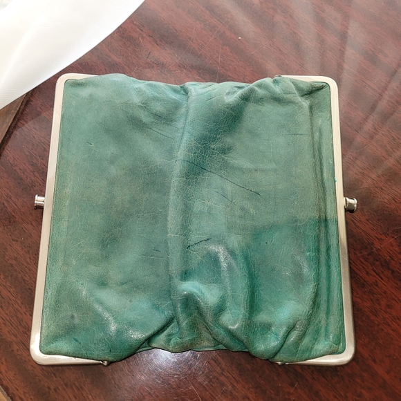 Hobo Lauren clutch wallet - Picture 7 of 10